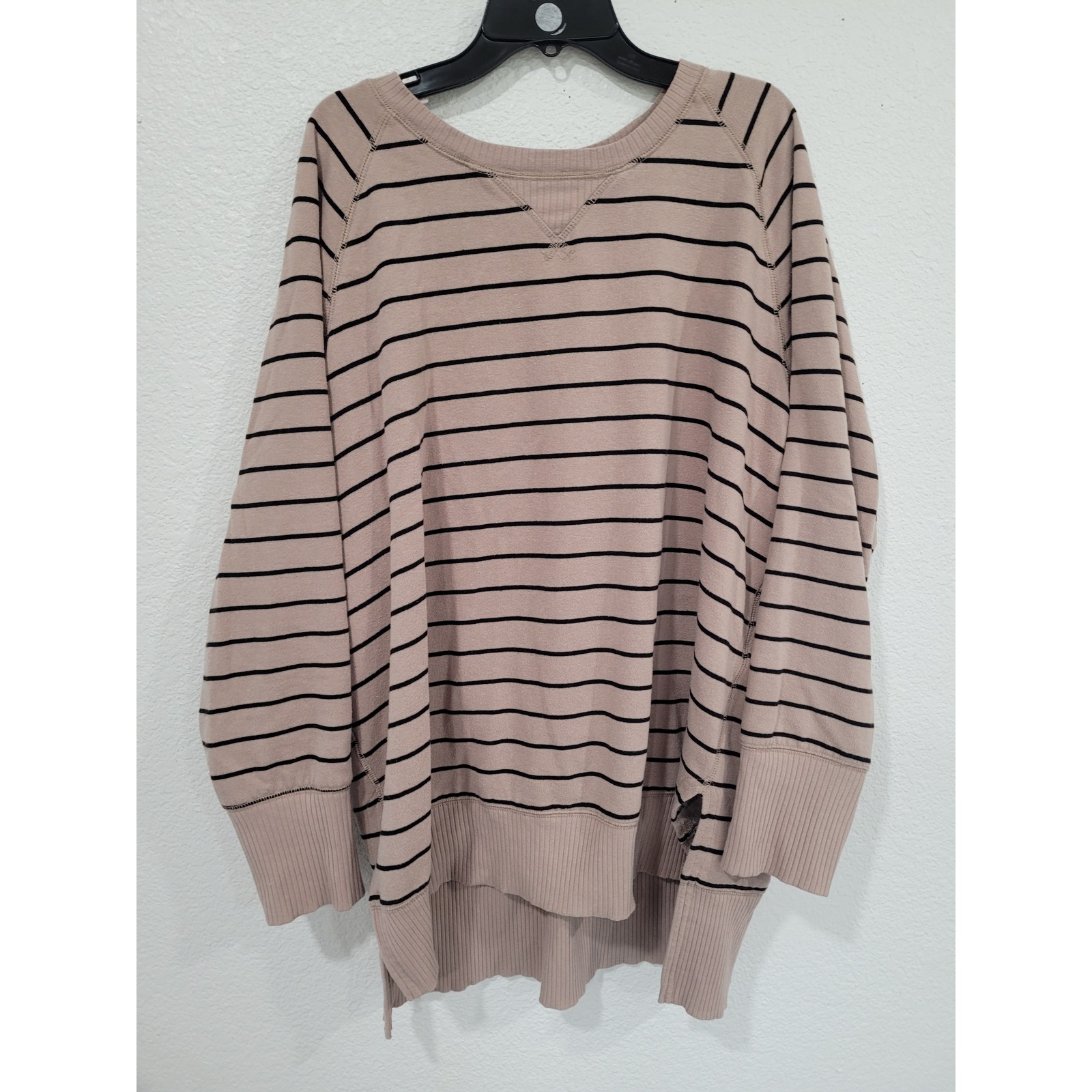 Maurices Womens L Tan Black Striped Fleece Lined Raglan Sweatshirt High Low #23